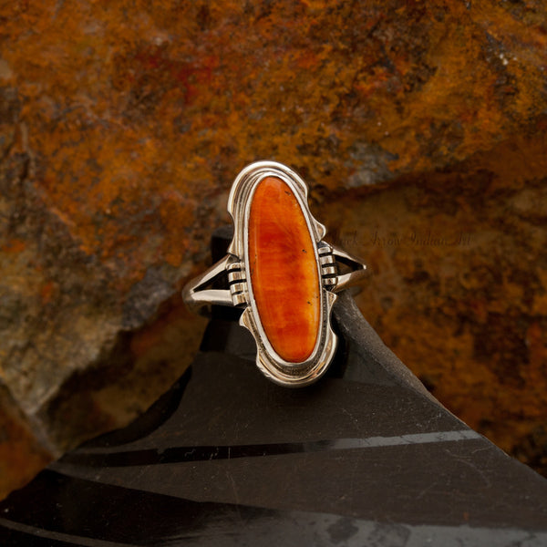 Oval Spiny Oyster Shell Sterling Silver Ring  SIZE 7