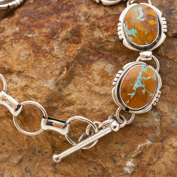 Boulder Turquoise Queen Toggle Bracelet