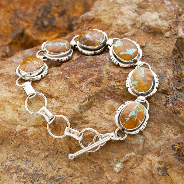 Boulder Turquoise Queen Toggle Bracelet