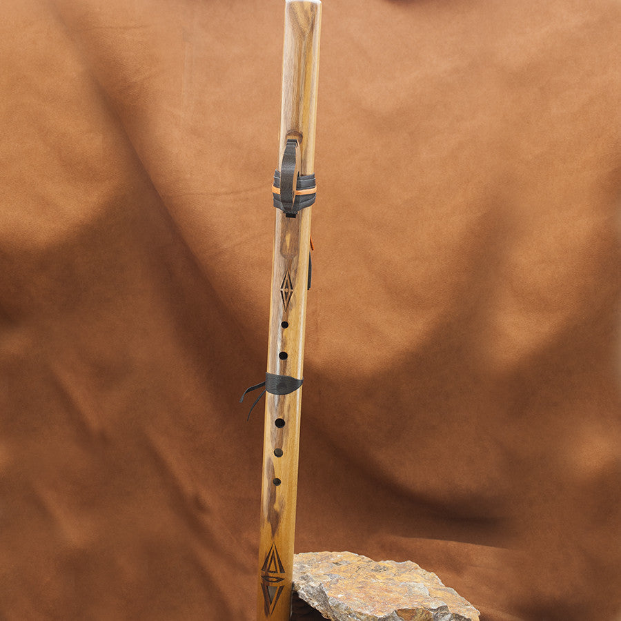 Odell Borg Walnut Red Tail Hawk Flute in Key of G
