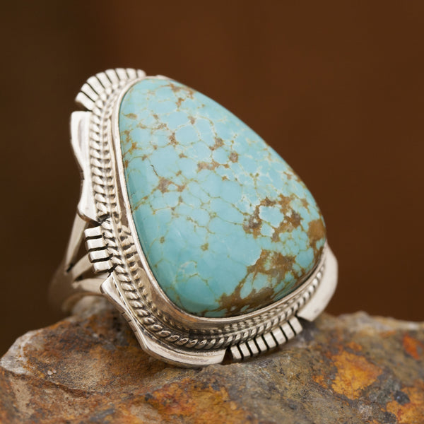 Number 8 Turquoise Ring  SIZE 5.5
